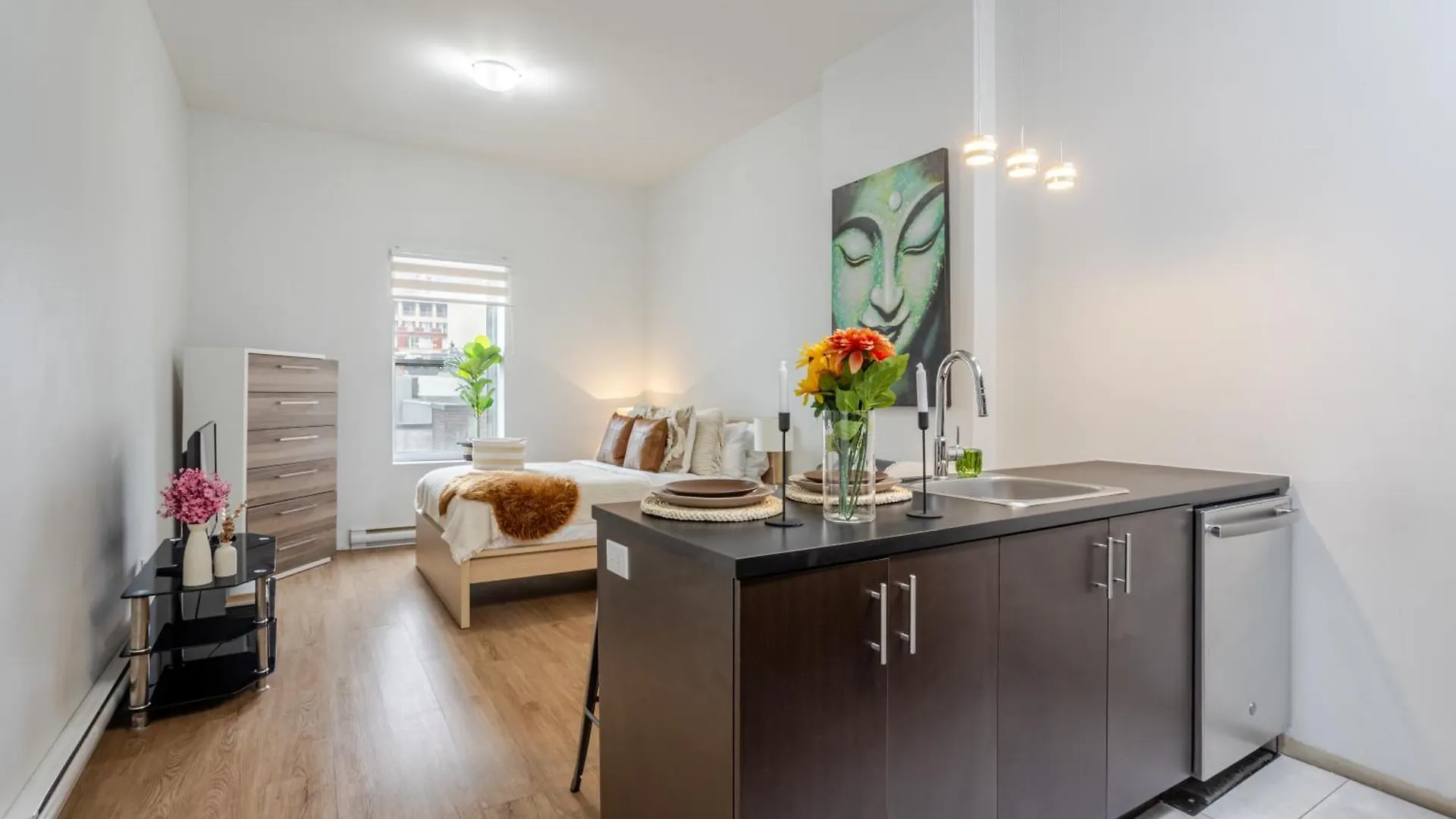 Cute Studio On Bishop - Hot Spot Dtown Mtl Zw3 Montreal
