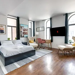  Appartement M11 Bright In The Heart Of Mtl
